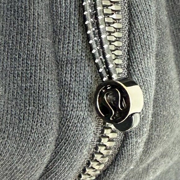 Lululemon Scuba Oversized Funnel Neck Half Zip Crop Sweatshirt Sz M/L Black READ - Picture 16 of 16